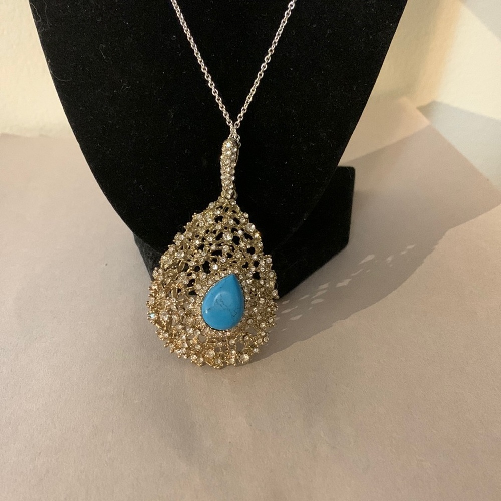 Beautiful necklace 18”